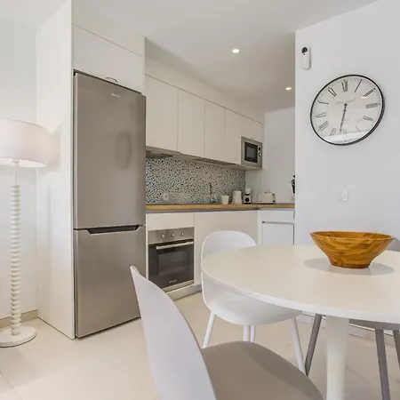 Homu Sama - Muy Cerca De La Playa بلايا بلانكا